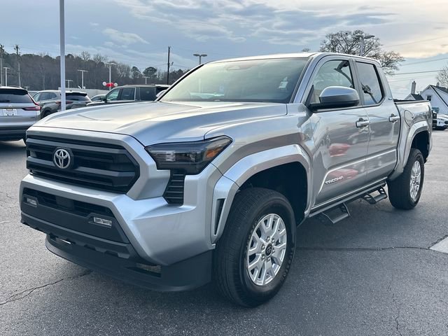 Used 2025 Toyota Tacoma SR5 image 7