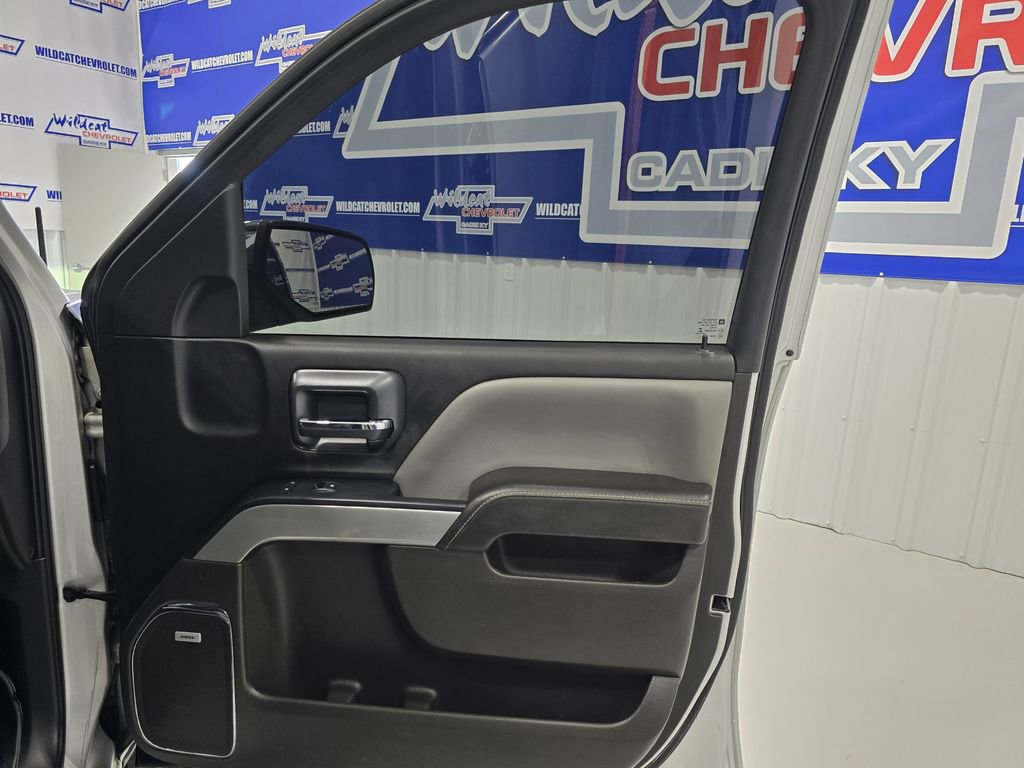 Used 2016 Chevrolet Silverado 1500 LTZ Z71 w/ LTZ Plus Package image 30