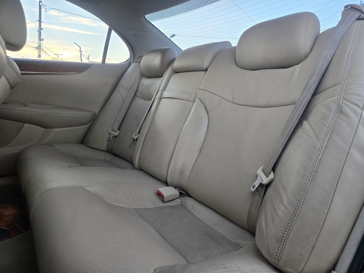 Used 2005 Lexus ES 330 FWD image 13