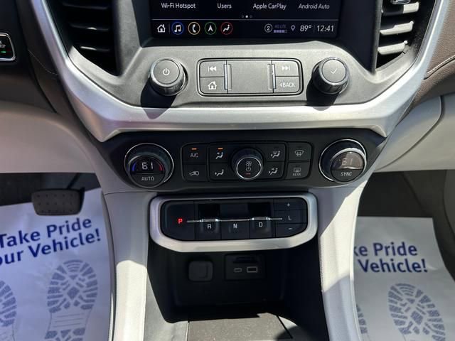 Used 2023 GMC Acadia SLT image 19