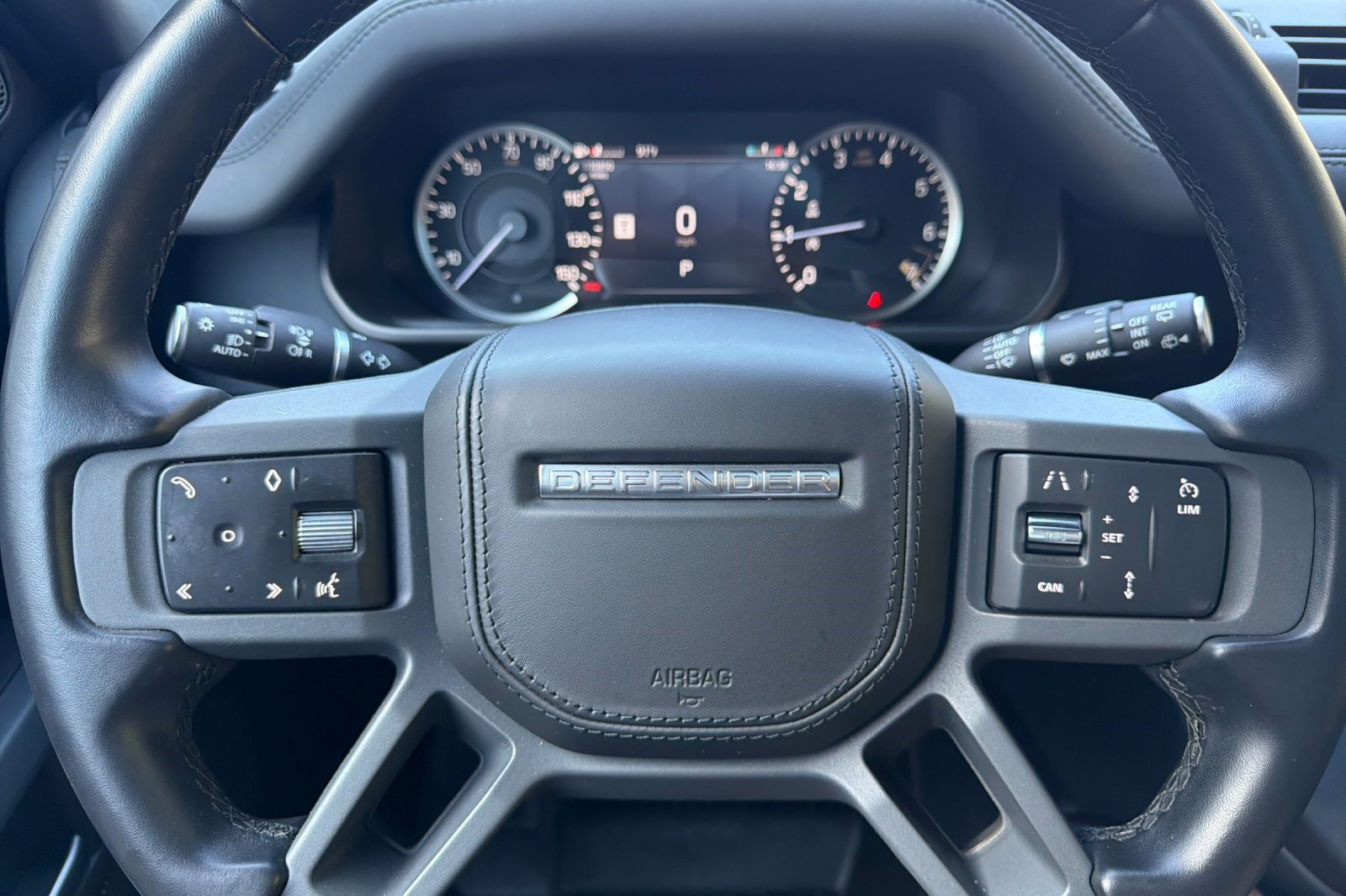 Used 2023 Land Rover Defender 110 X AWD/4WD image 10