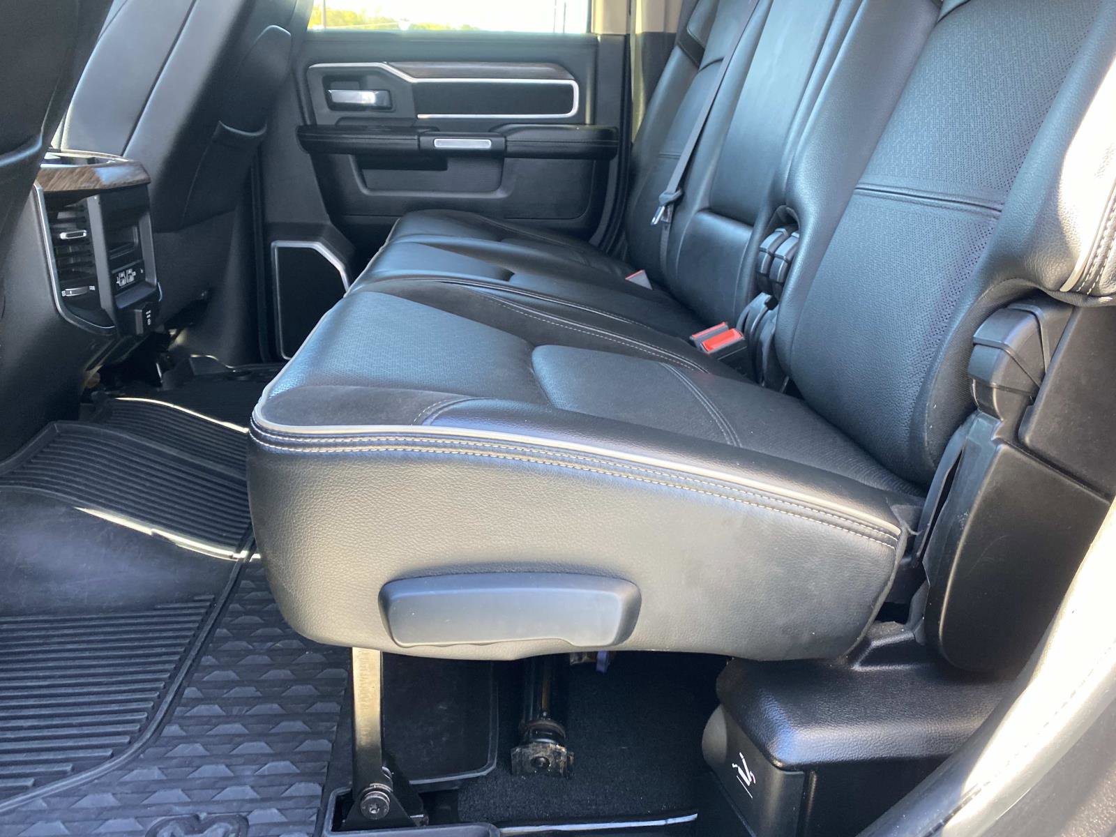 Used 2019 RAM 2500 Laramie image 16