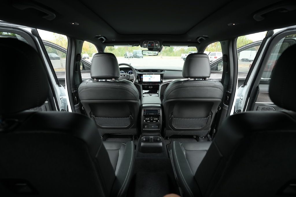 New 2027 Jeep Grand Cherokee L Limited AWD/4WD image 24
