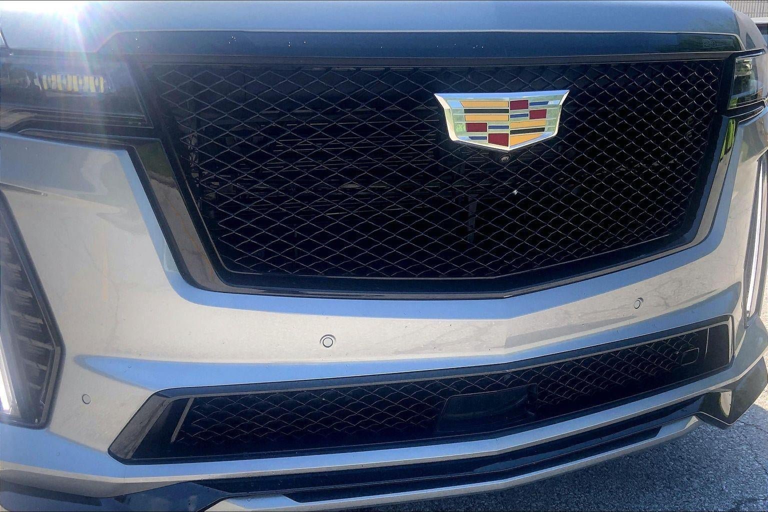 Certified 2024 Cadillac Escalade V AWD/4WD image 31