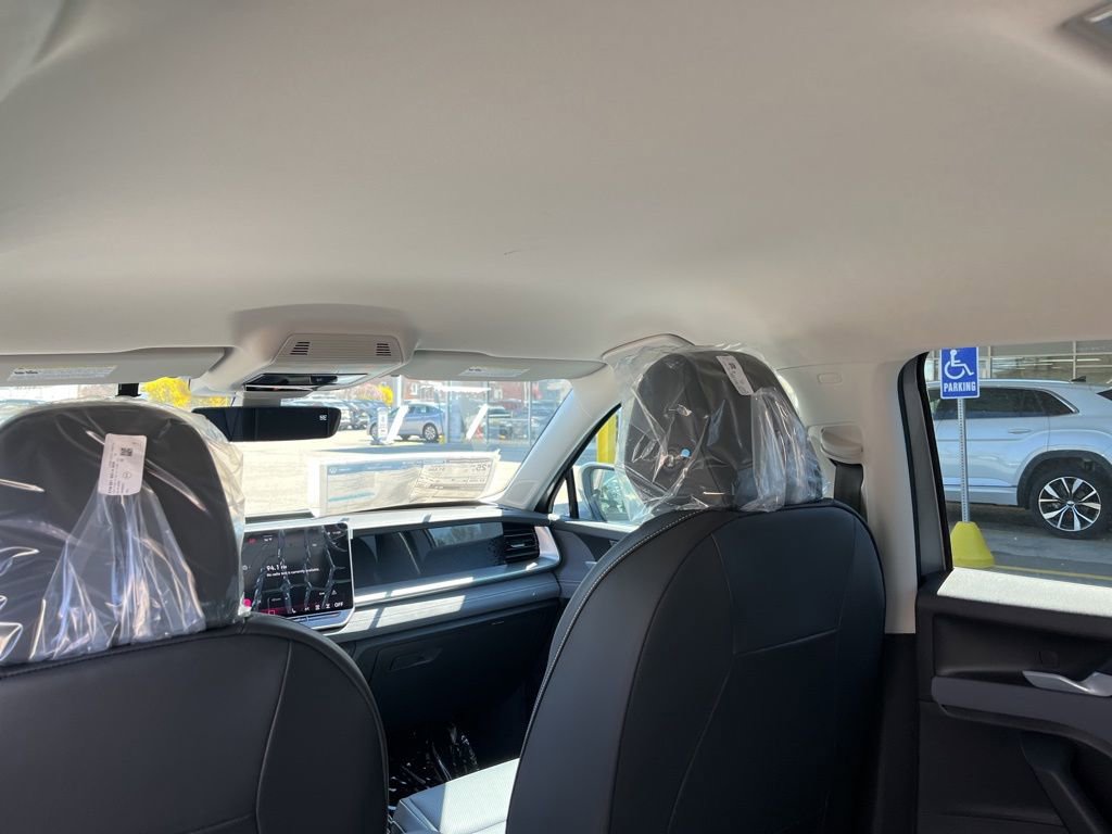 New 2026 Volkswagen Tiguan SE AWD/4WD image 14