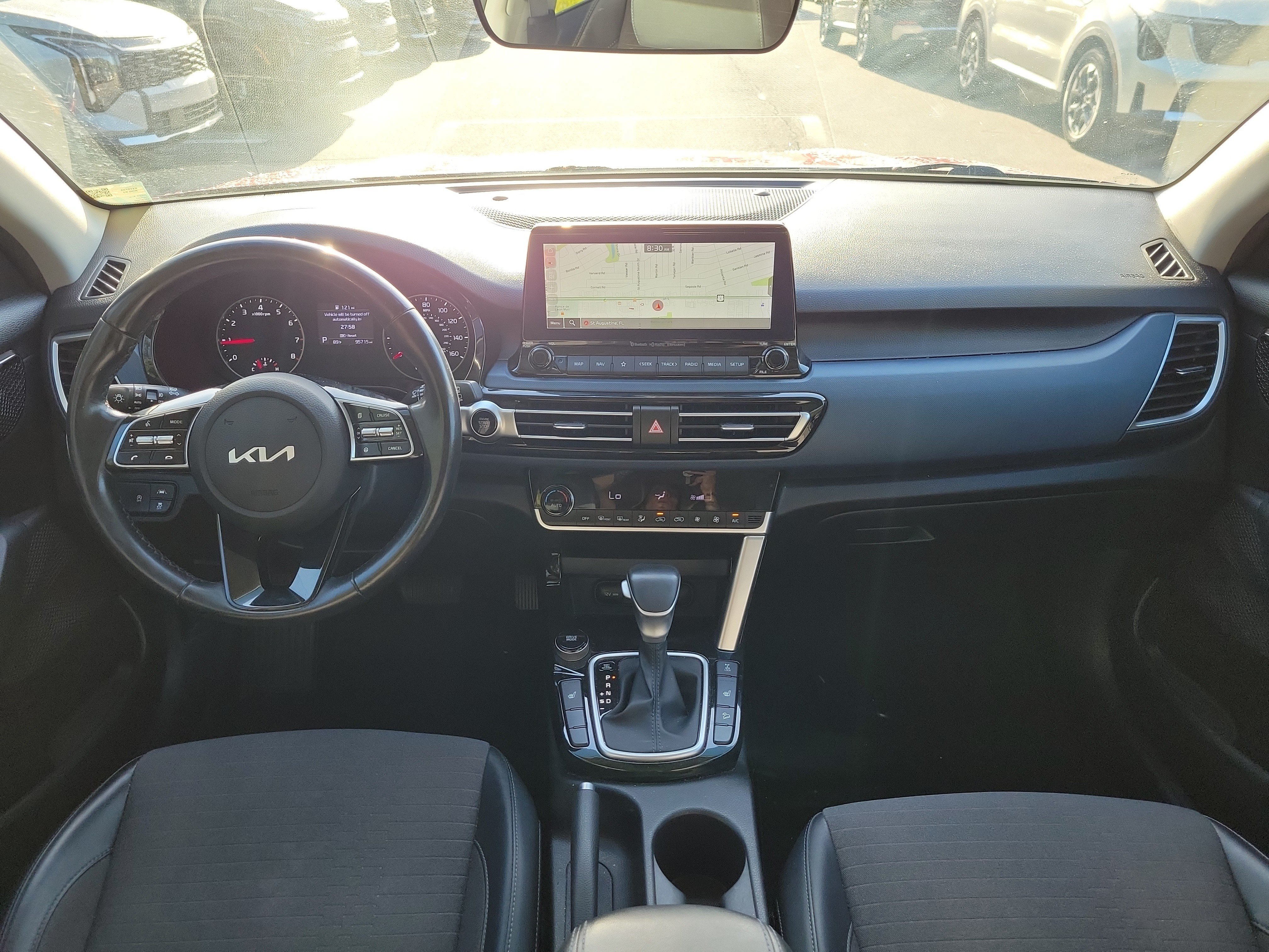 Used 2023 Kia Seltos S w/ Navigation Package AWD/4WD image 17