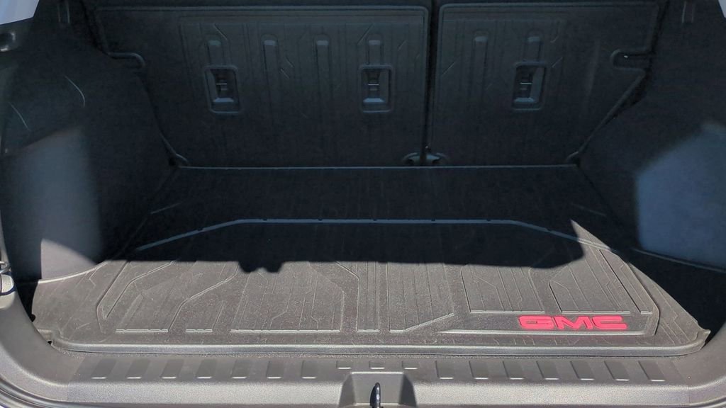 Used 2021 GMC Terrain SLE w/ Driver Convenience Package image 42