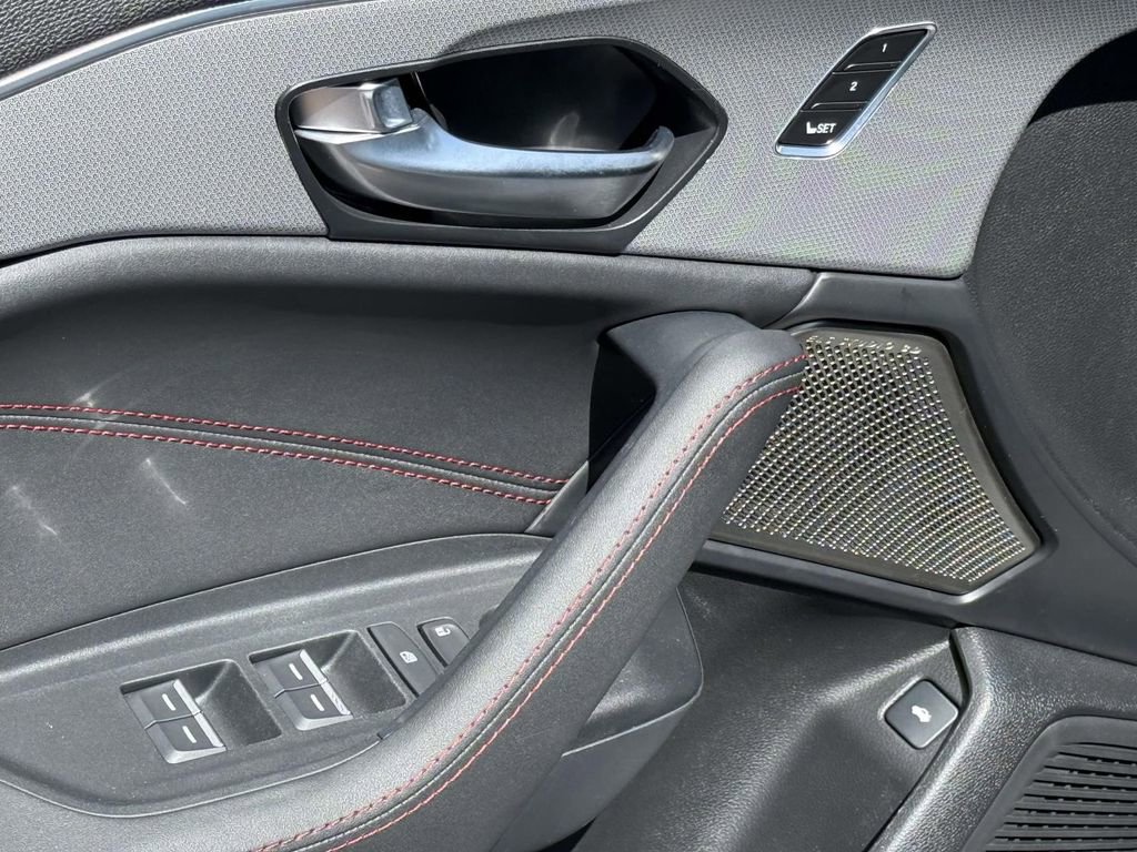 Used 2025 Acura TLX SH-AWD w/ A-SPEC Pkg image 9