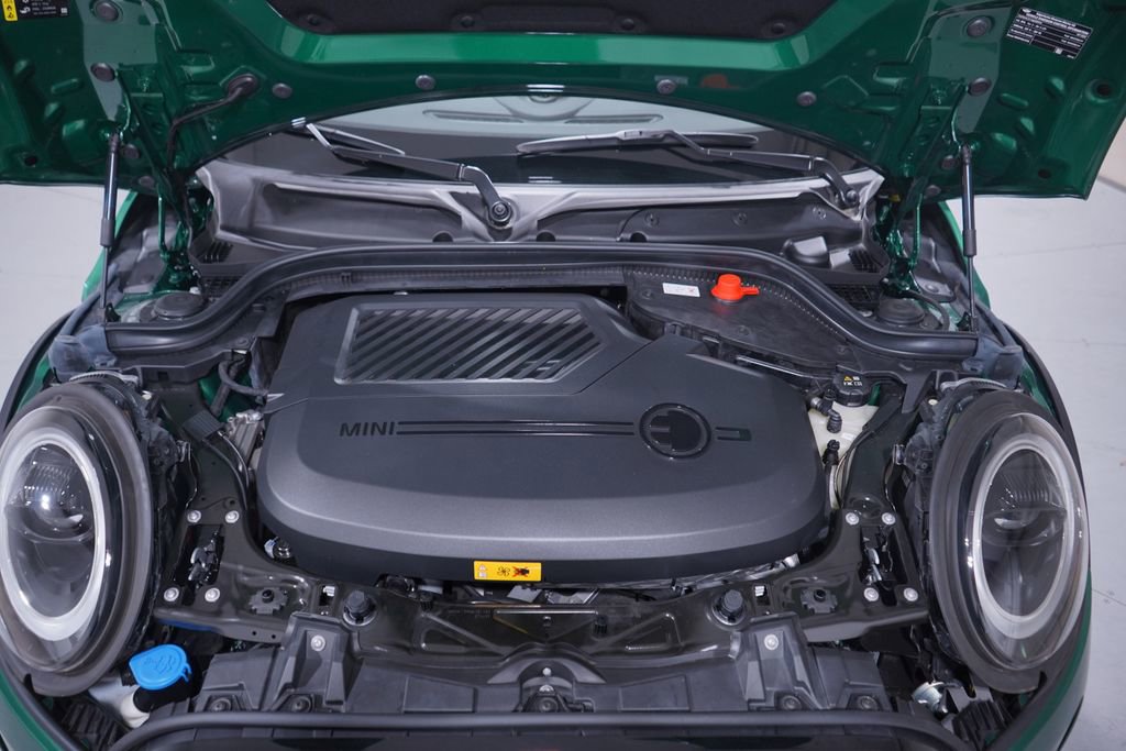 Used 2024 MINI Cooper SE image 21