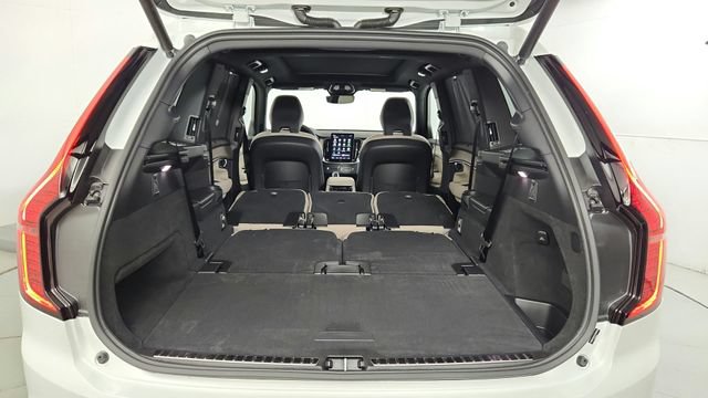 Certified 2026 Volvo XC90 B6 Ultra w/ Protection Package AWD/4WD image 45
