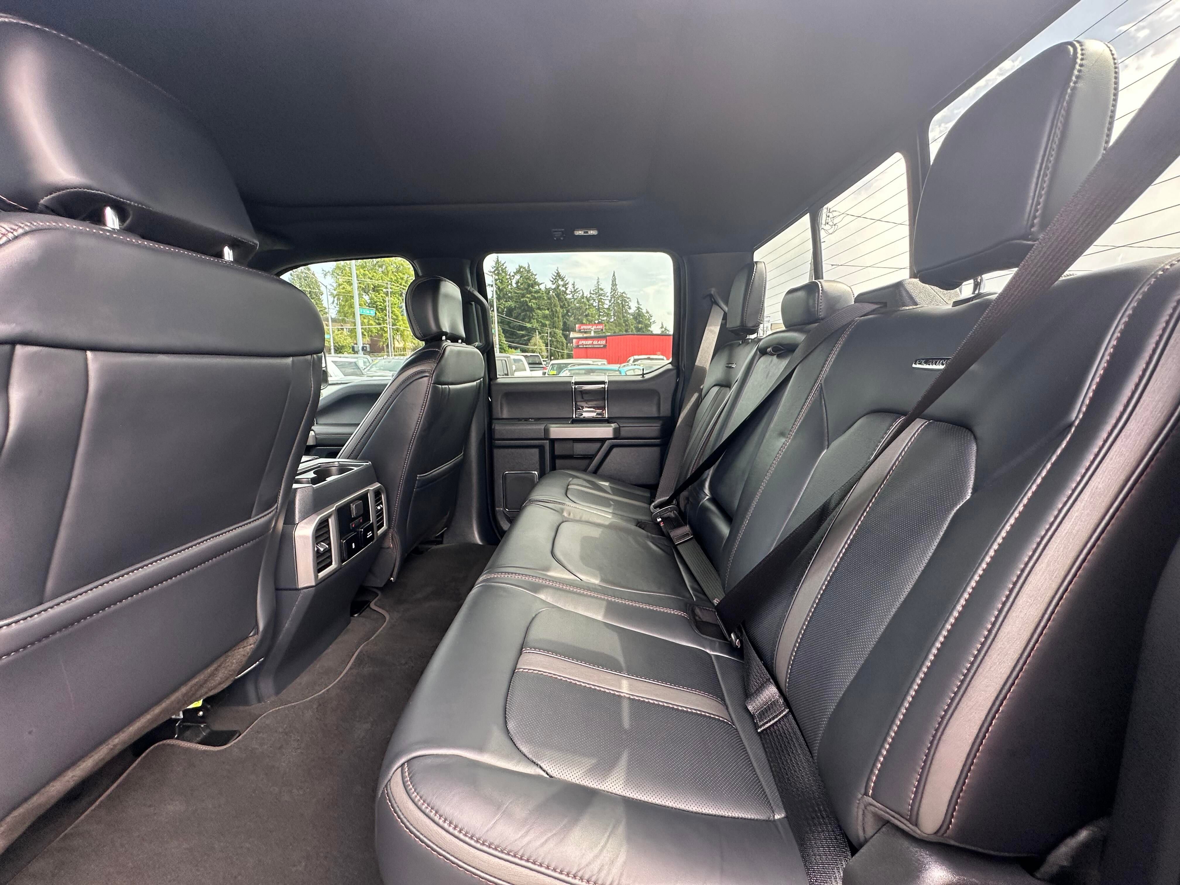 Used 2022 Ford F250 Platinum w/ FX4 Off-Road Package image 16