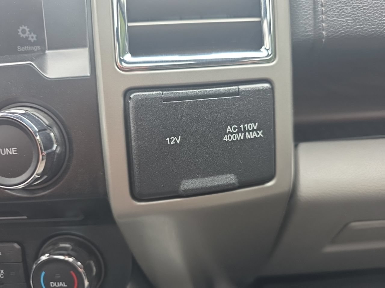 Used 2016 Ford F150 Lariat AWD/4WD image 28