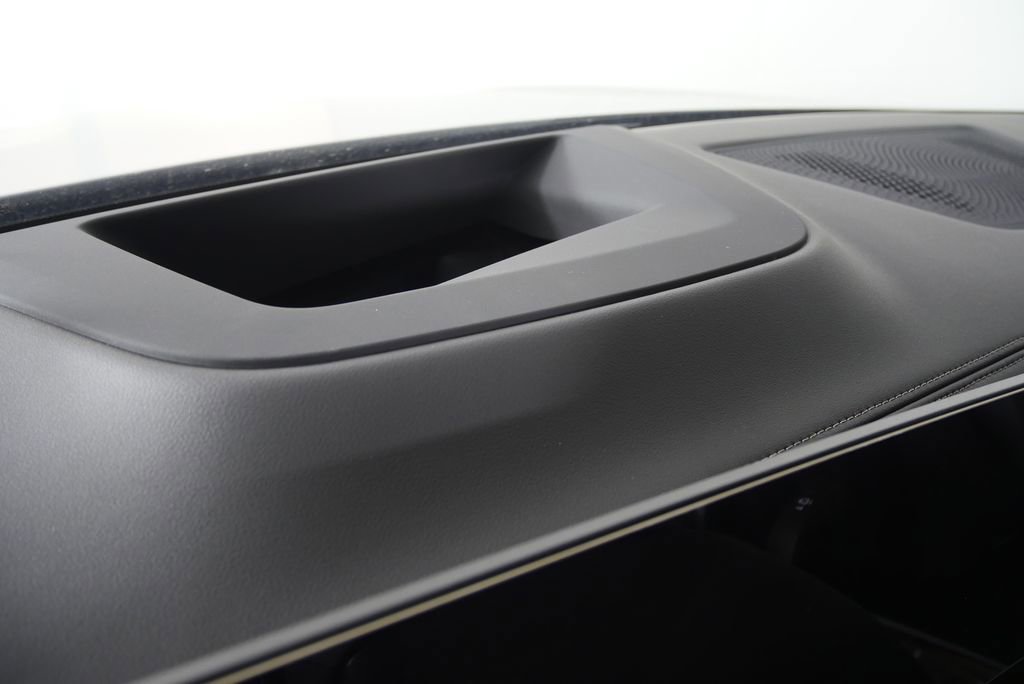 Used 2026 BMW X7 M60i image 21