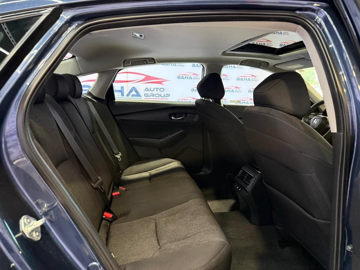 Used 2025 Honda Accord SE image 36