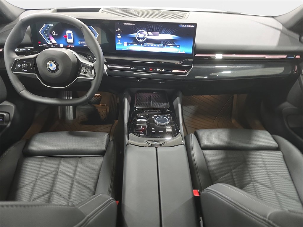 Used 2026 BMW 530i w/ Premium Package image 10