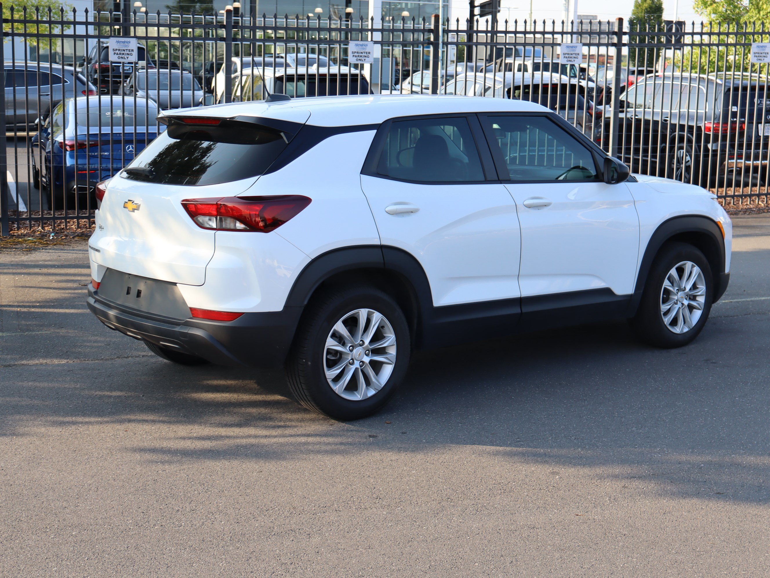 Used 2023 Chevrolet TrailBlazer LS FWD image 22