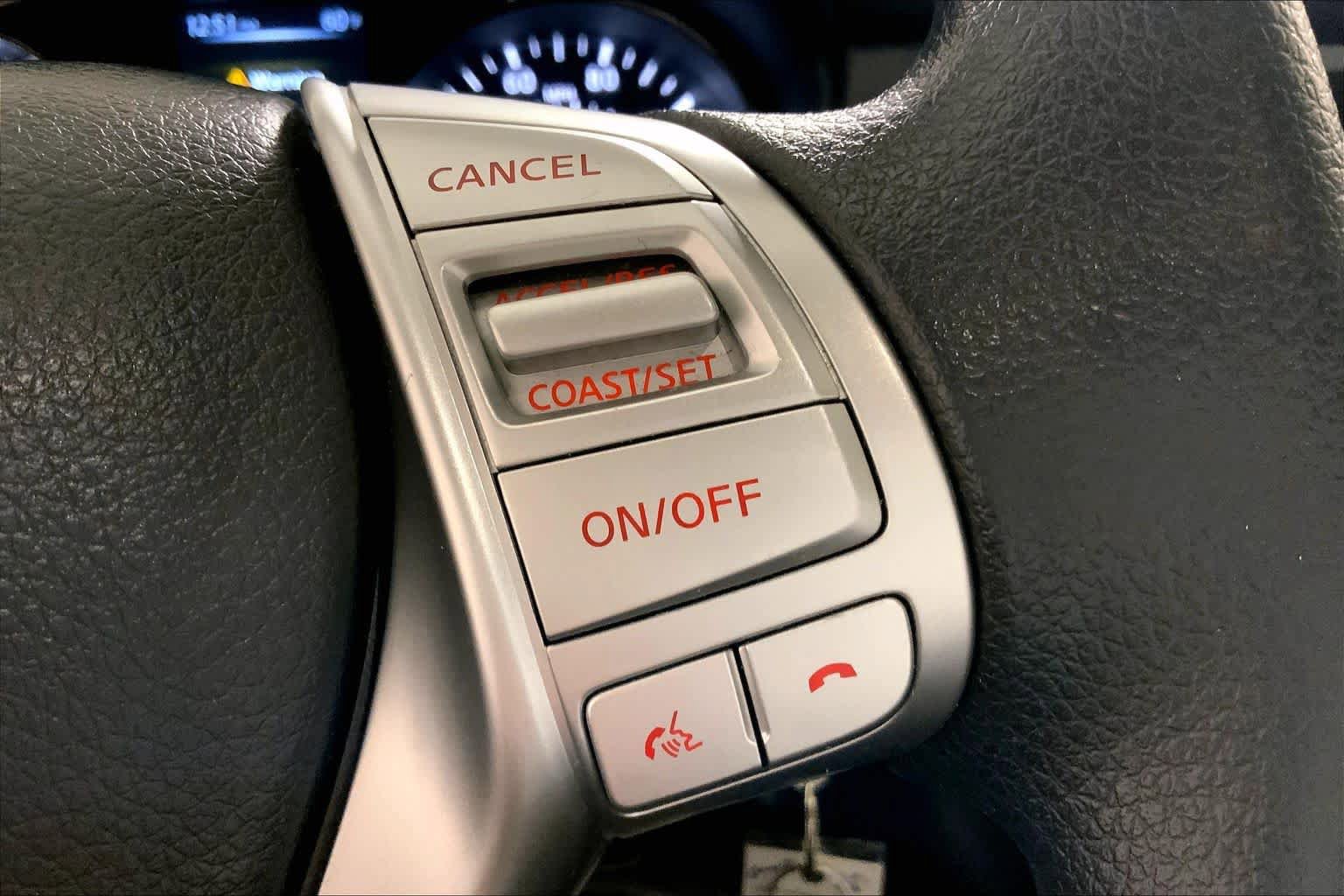 Used 2016 Nissan Rogue S FWD image 22