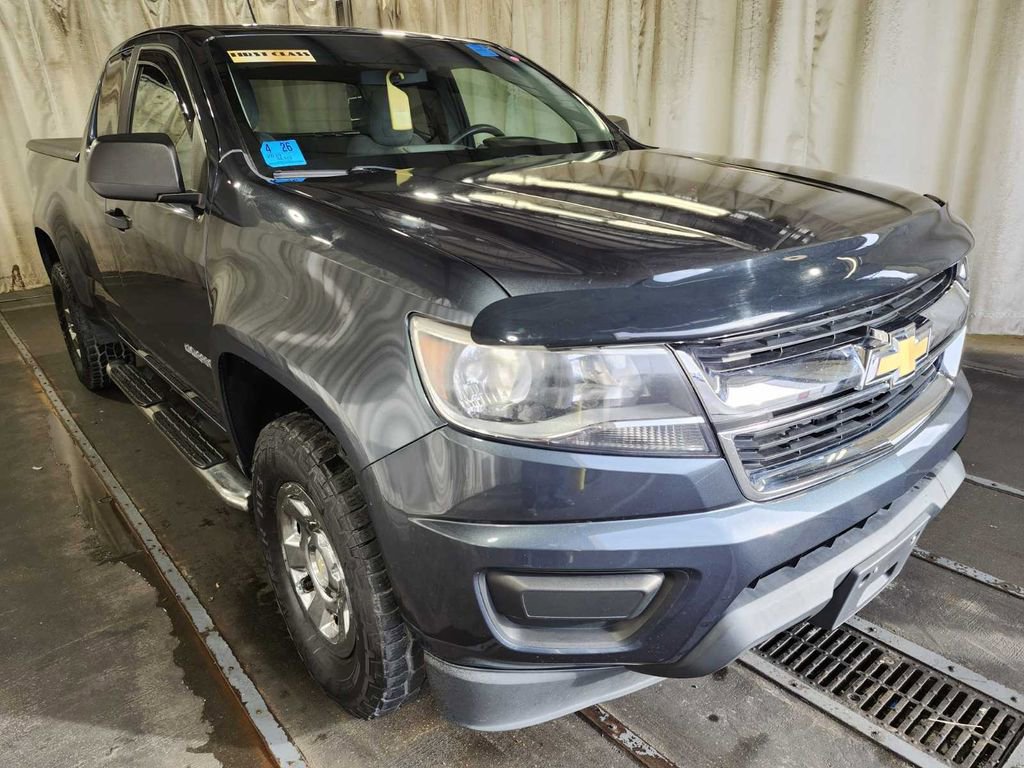Used 2019 Chevrolet Colorado W/T image 2