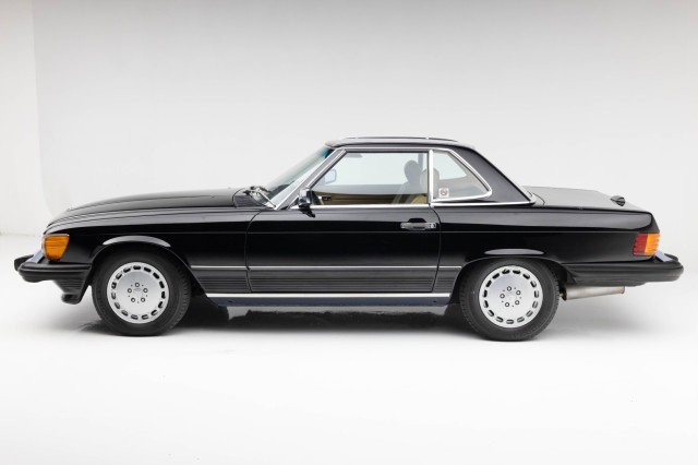 Used 1989 Mercedes-Benz 560 SL image 7