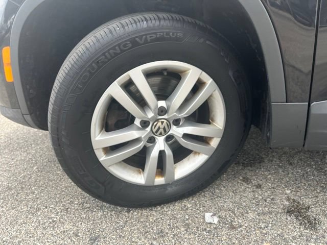 Used 2012 Volkswagen Tiguan S FWD image 45