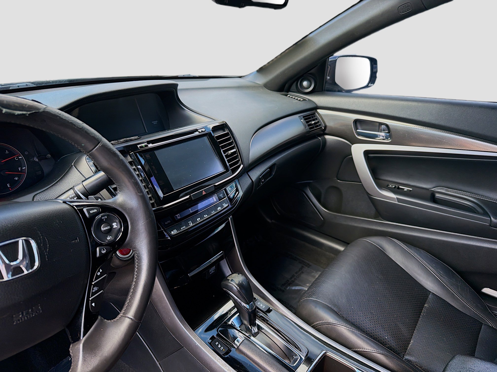 Used 2016 Honda Accord Touring image 18