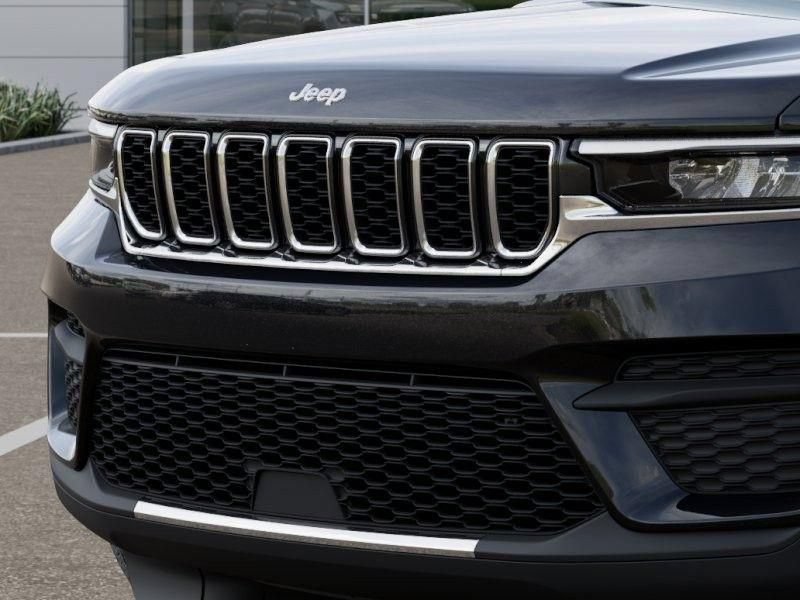 New 2025 Jeep Grand Cherokee Laredo X w/ Luxury Tech Group I AWD/4WD image 11