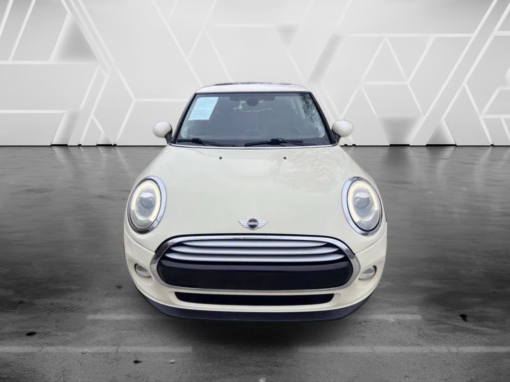 Used 2015 MINI Cooper 2-Door Hardtop image 1