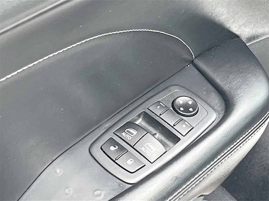 Used 2021 Dodge Challenger R/T w/ Plus Package image 17