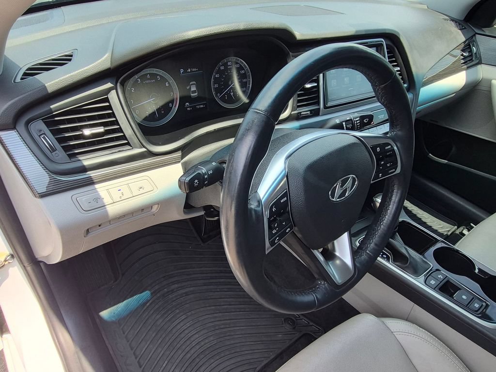 Used 2018 Hyundai Sonata Limited w/ Limited Ultimate Package 03 FWD image 11