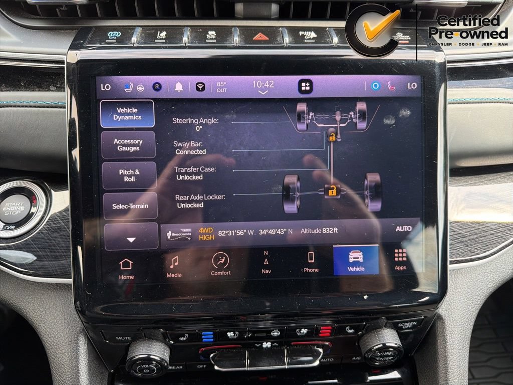 Used 2022 Jeep Grand Cherokee Trailhawk AWD/4WD image 93