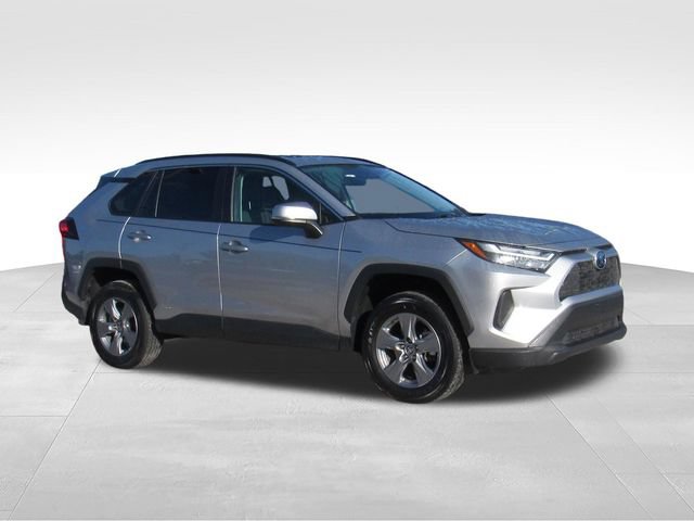 Used 2022 Toyota RAV4 XLE w/ Convenience Package AWD/4WD video 2