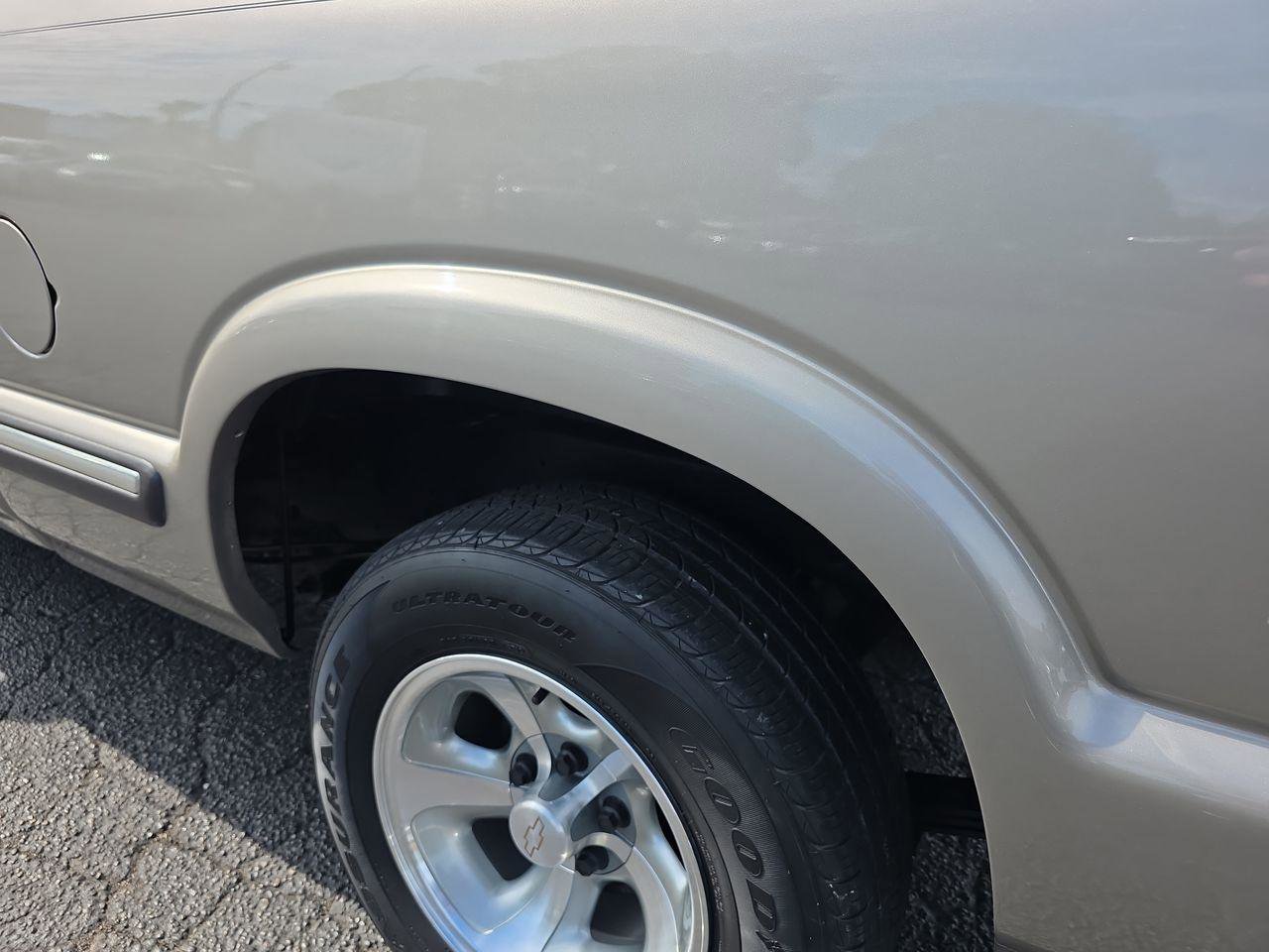 Used 2000 Chevrolet S10 Pickup LS w/ Preferred Equipment Group RWD image 37
