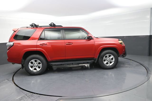 Used 2015 Toyota 4Runner SR5 image 9