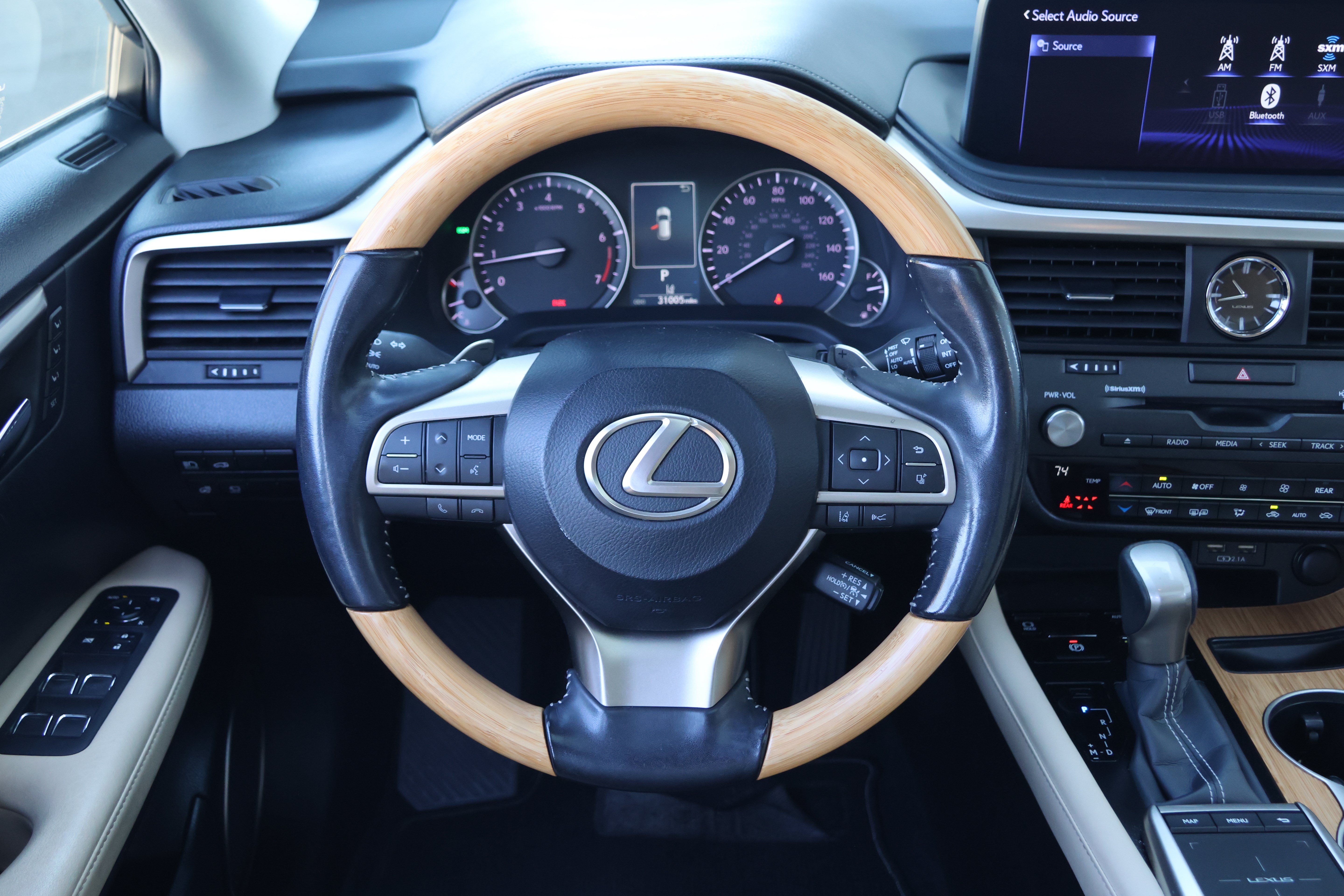Used 2021 Lexus RX 350L FWD w/ Premium Package image 17