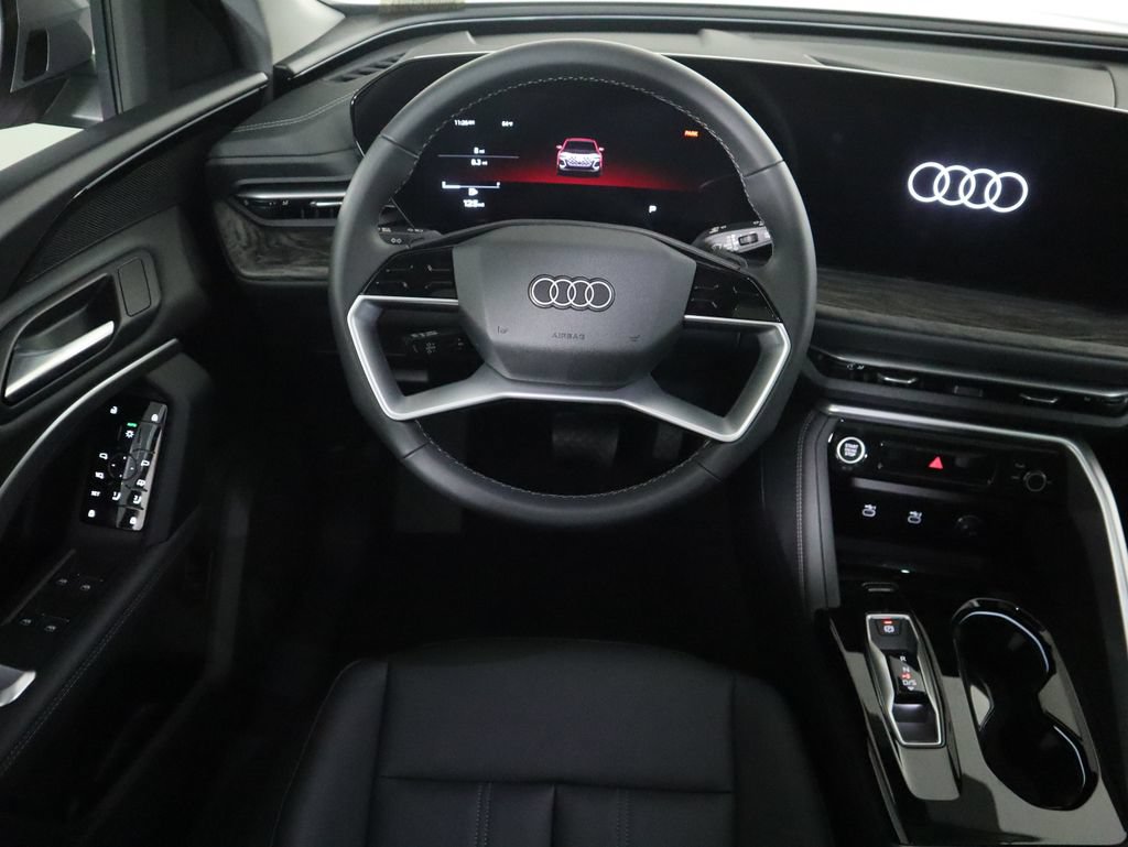 Used 2025 Audi Q5 Premium w/ Convenience Package AWD/4WD image 11