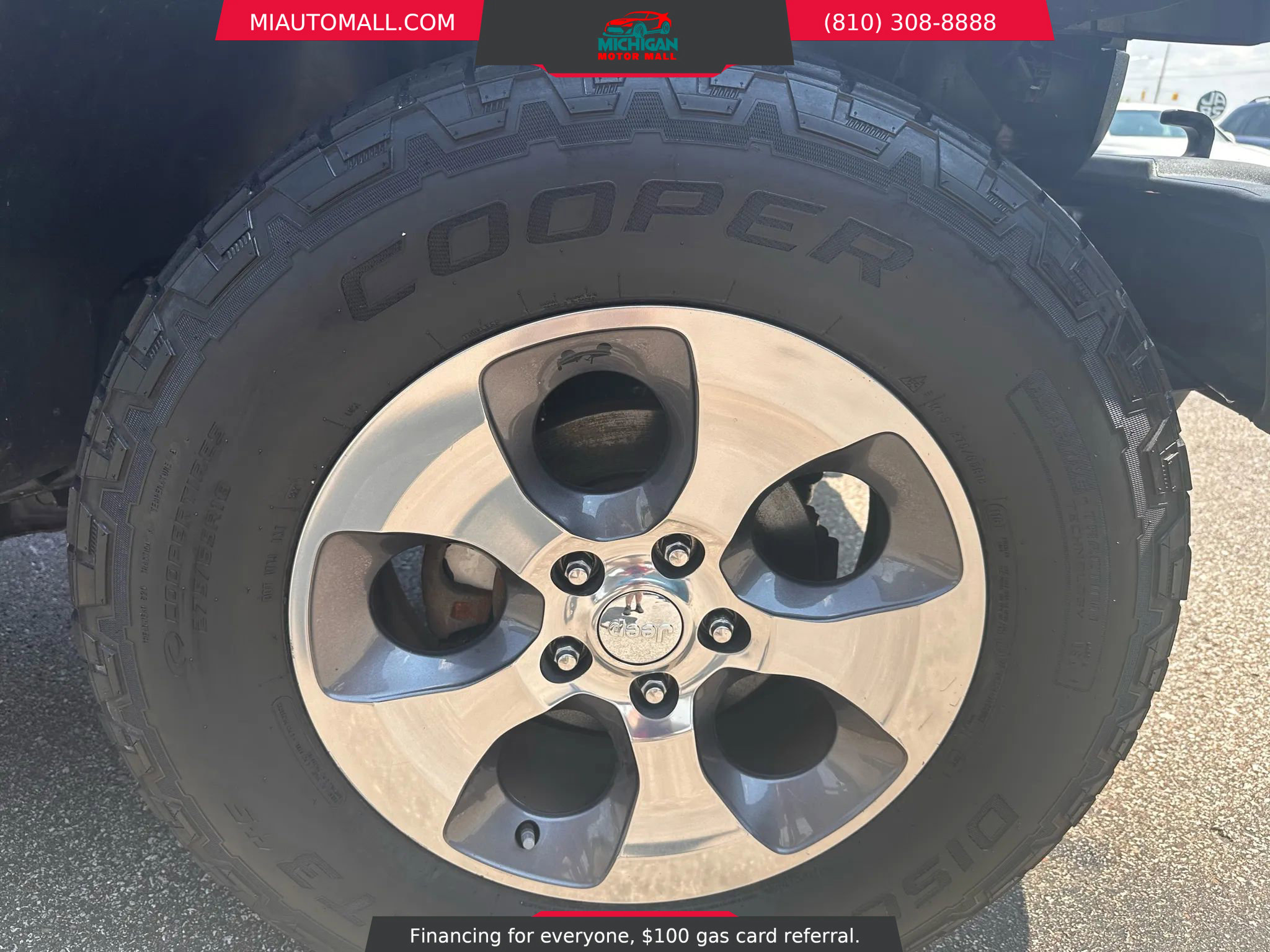 Used 2017 Jeep Wrangler Unlimited Sahara image 14