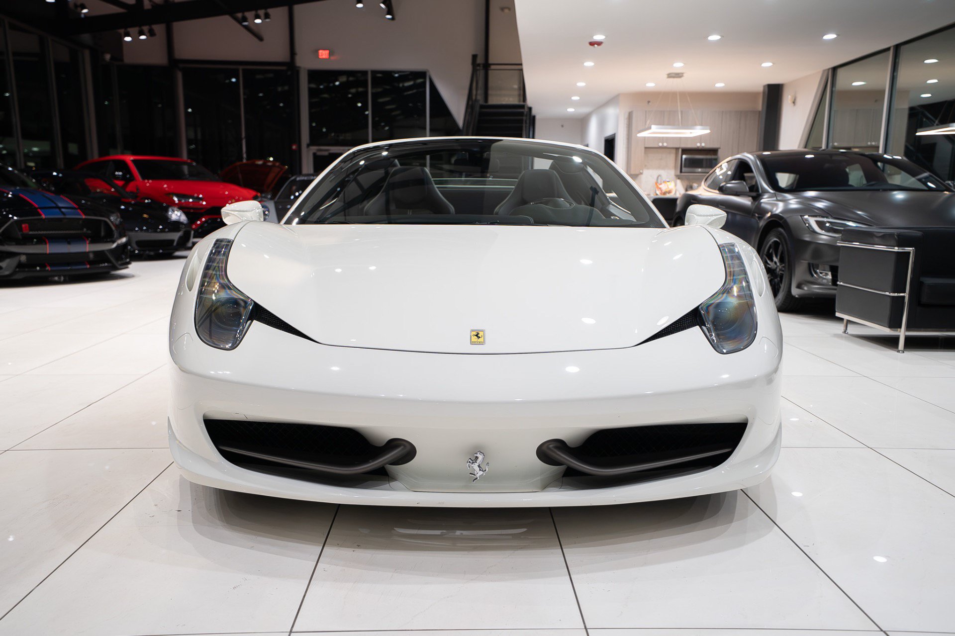 Used 2013 Ferrari 458 Spider RWD image 32