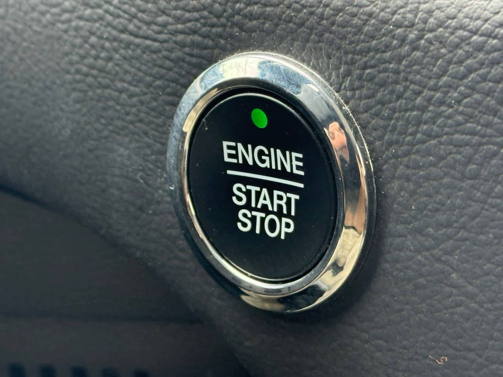 Certified 2024 Ford Edge Titanium image 14