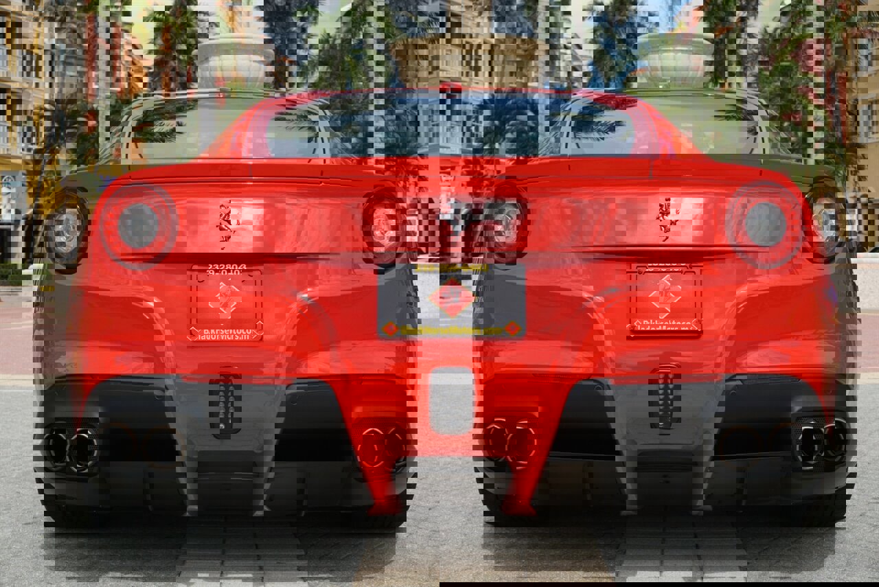 Used 2016 Ferrari F12 Berlinetta image 39