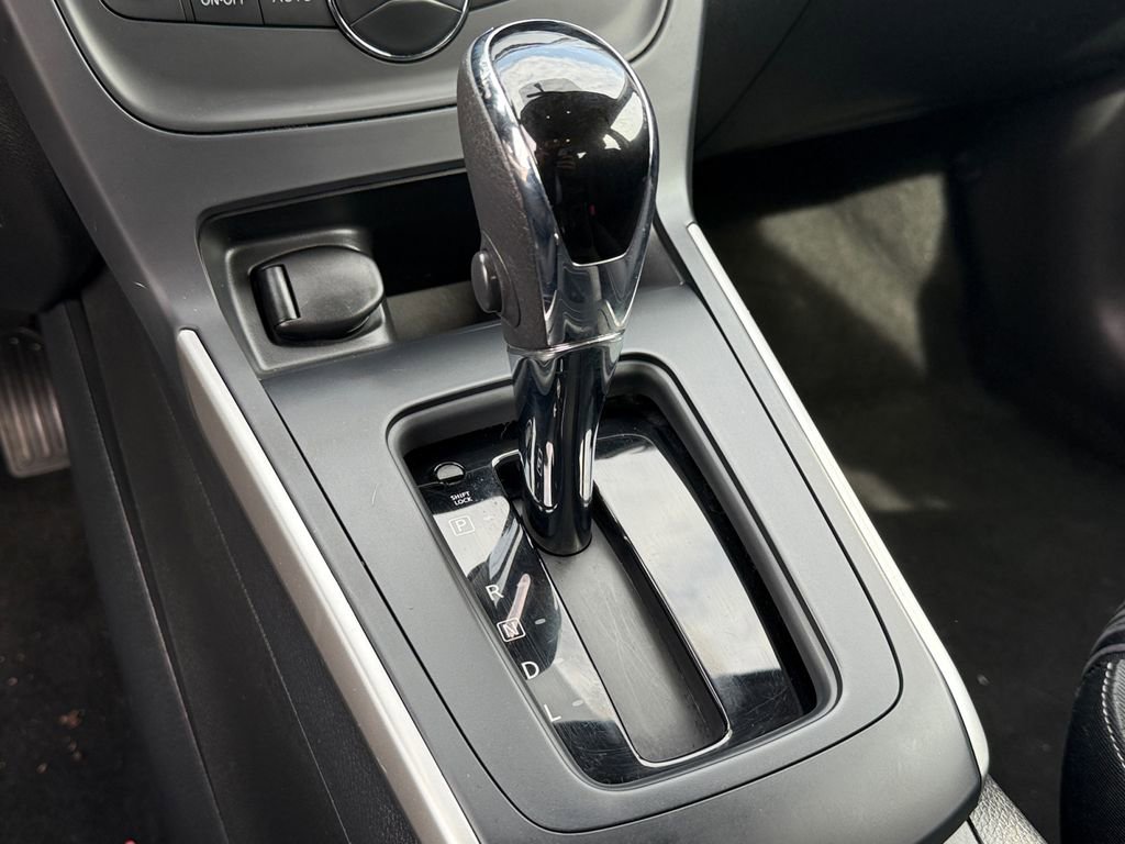 Used 2019 Nissan Sentra SV w/ Special Edition Package image 15