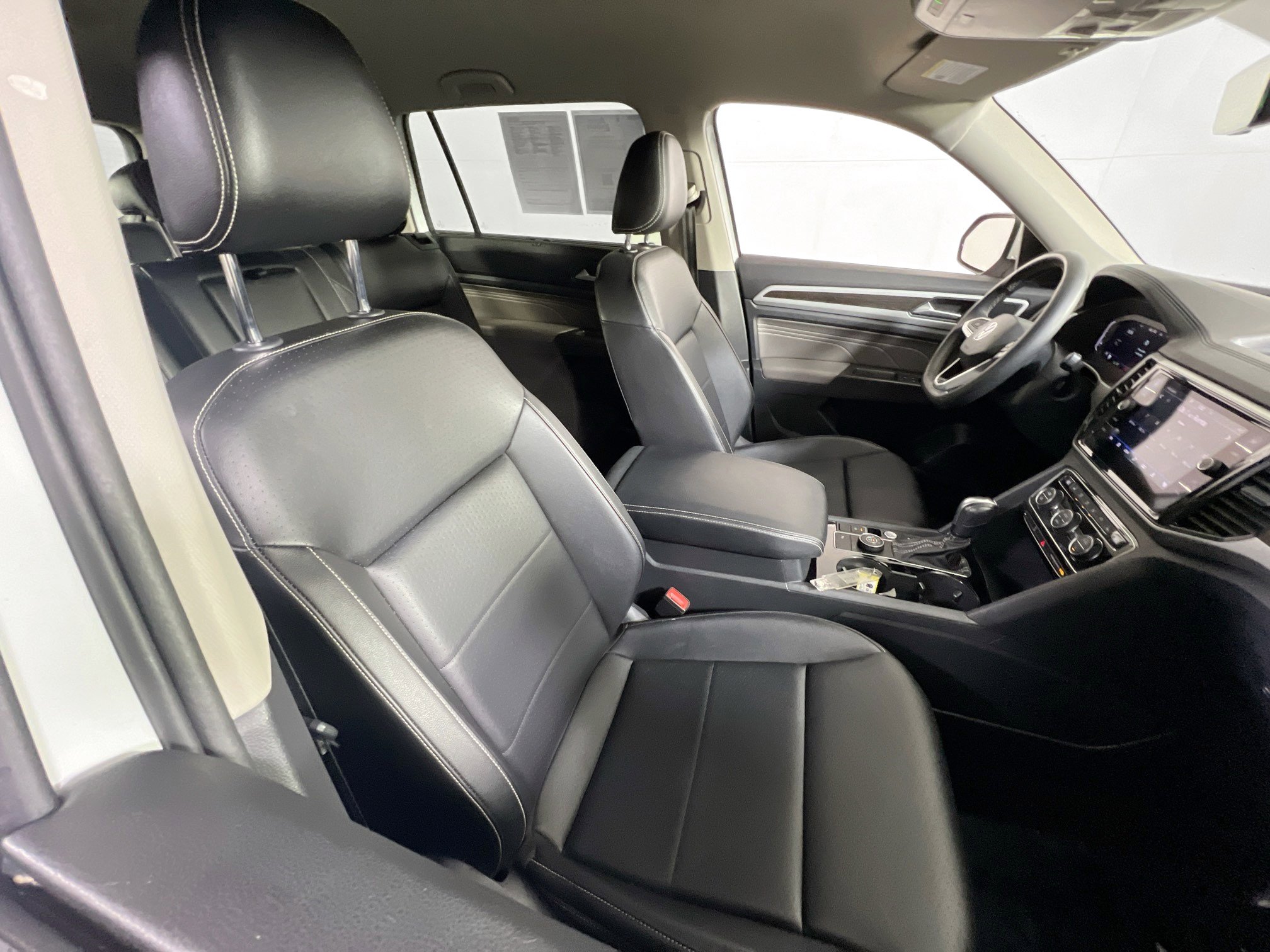 Used 2022 Volkswagen Atlas SE image 27