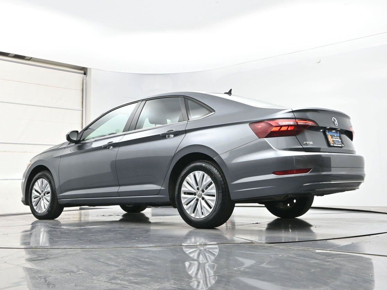 Certified 2020 Volkswagen Jetta S FWD image 29