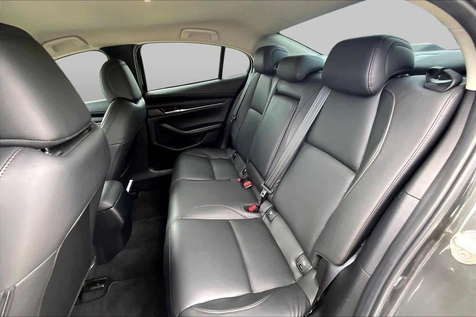 Used 2025 MAZDA MAZDA3 s FWD image 18