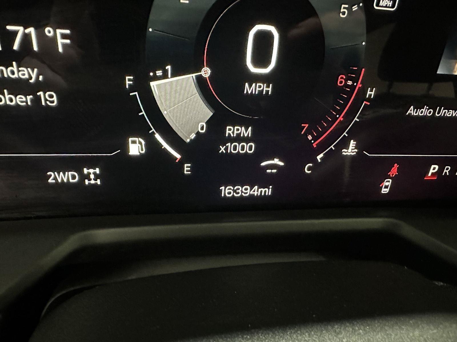 Used 2026 GMC Acadia Elevation w/ Elevation Premium Package AWD/4WD image 11