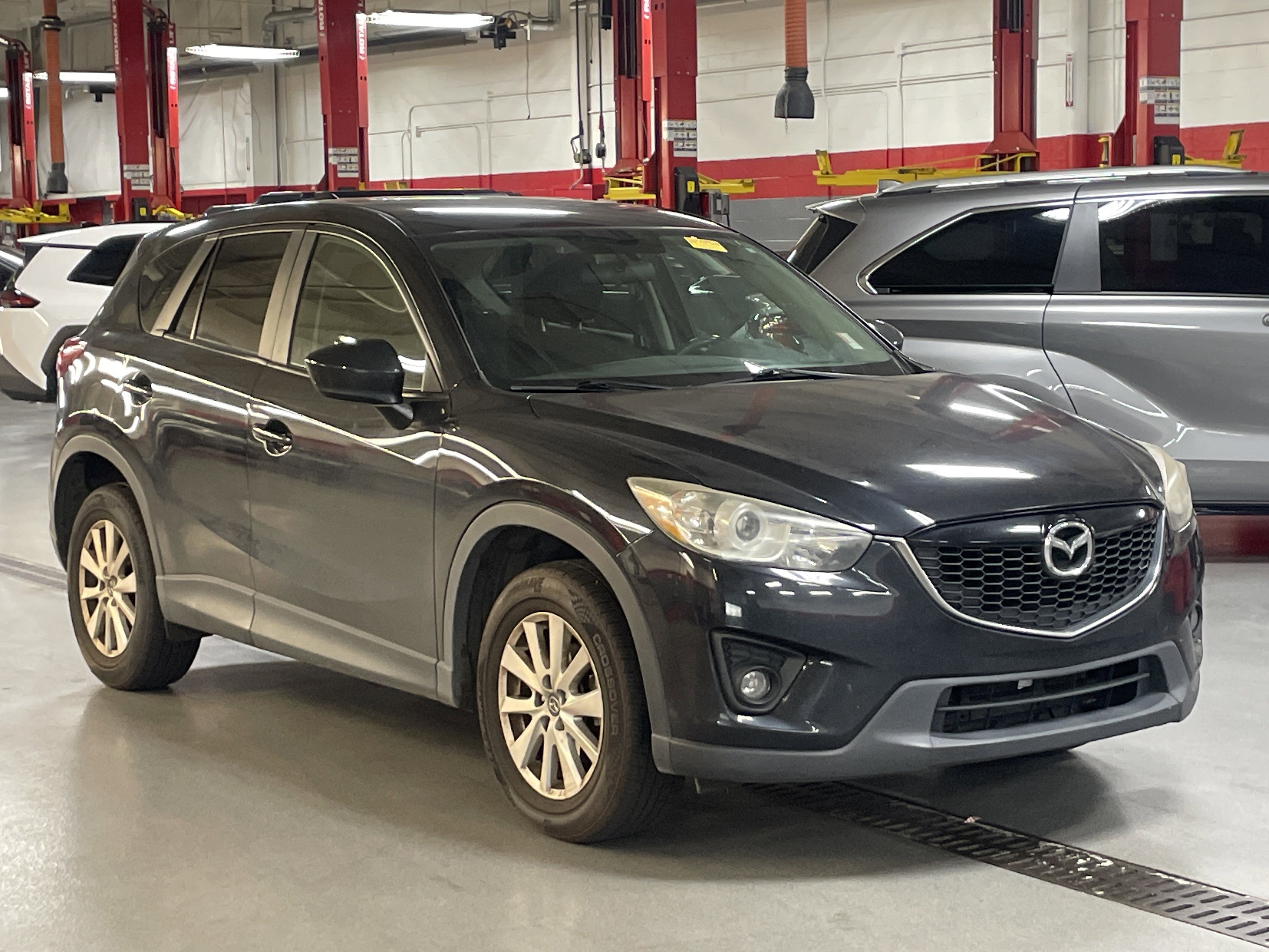 Used 2013 MAZDA CX-5 Touring FWD image 2
