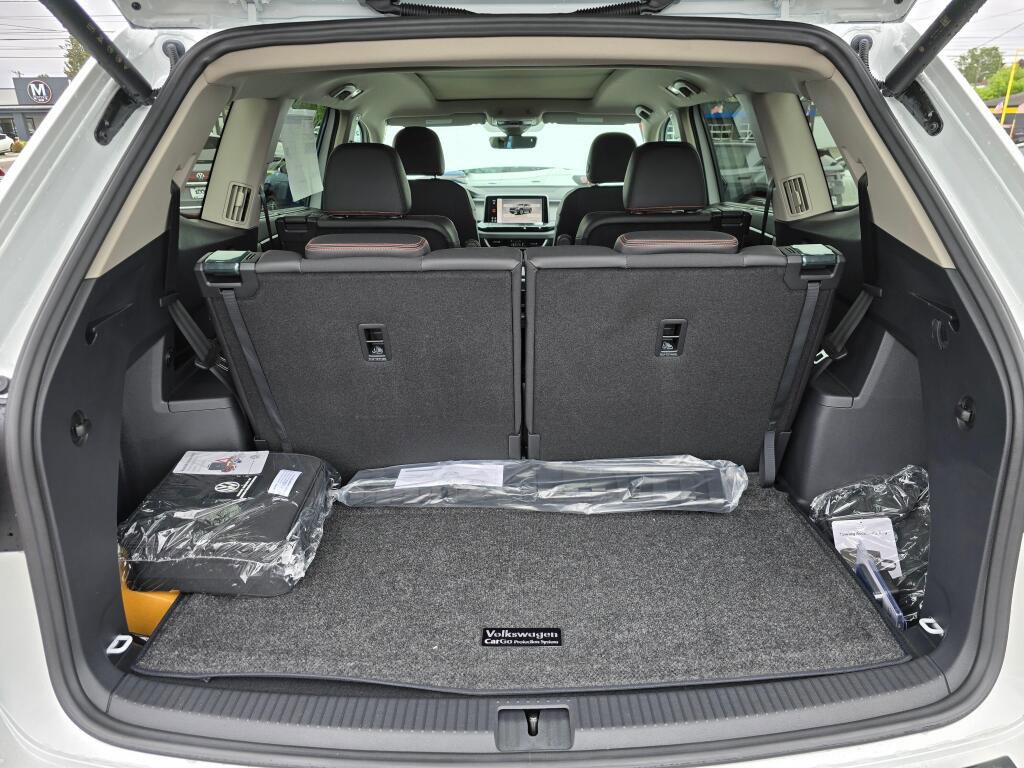 New 2026 Volkswagen Atlas Peak Edition AWD/4WD image 15