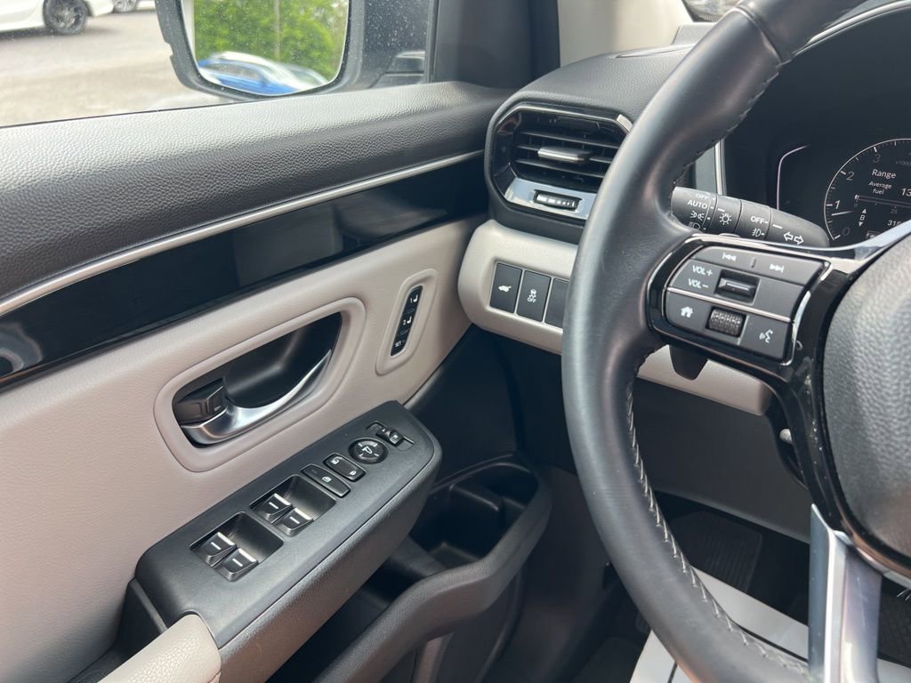 Used 2023 Honda Pilot Touring image 19