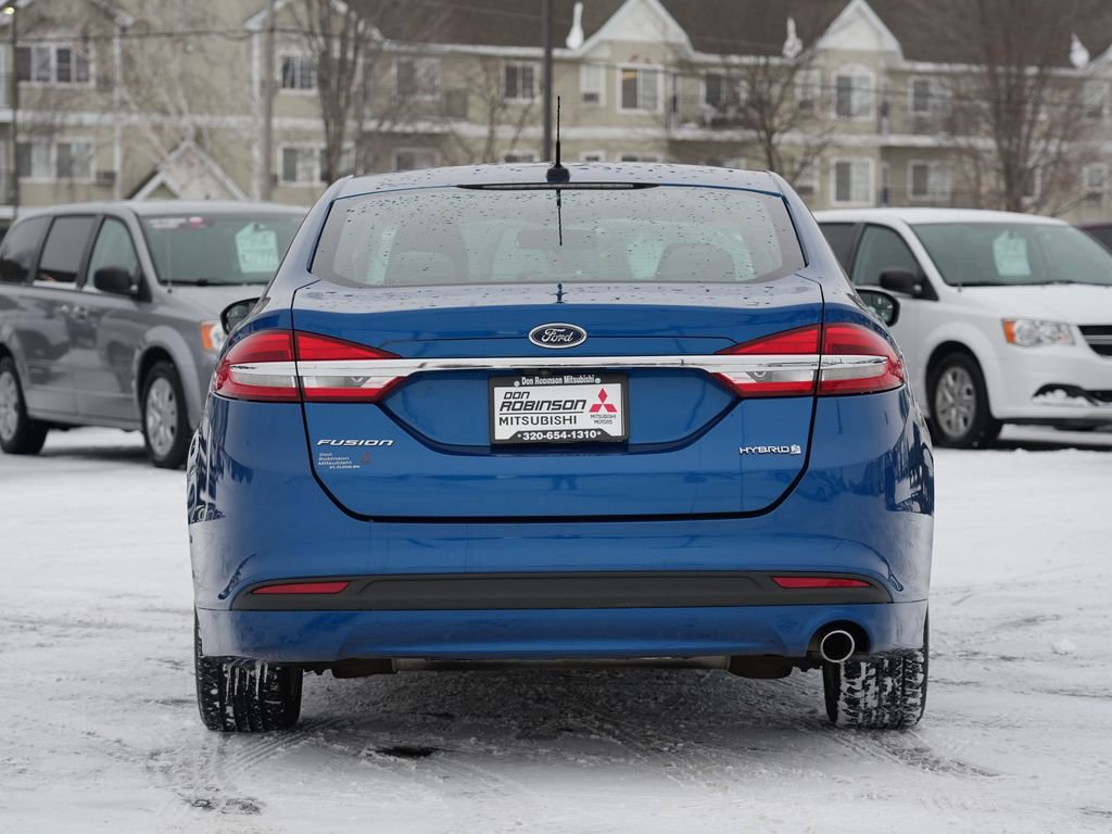 Used 2018 Ford Fusion S image 4