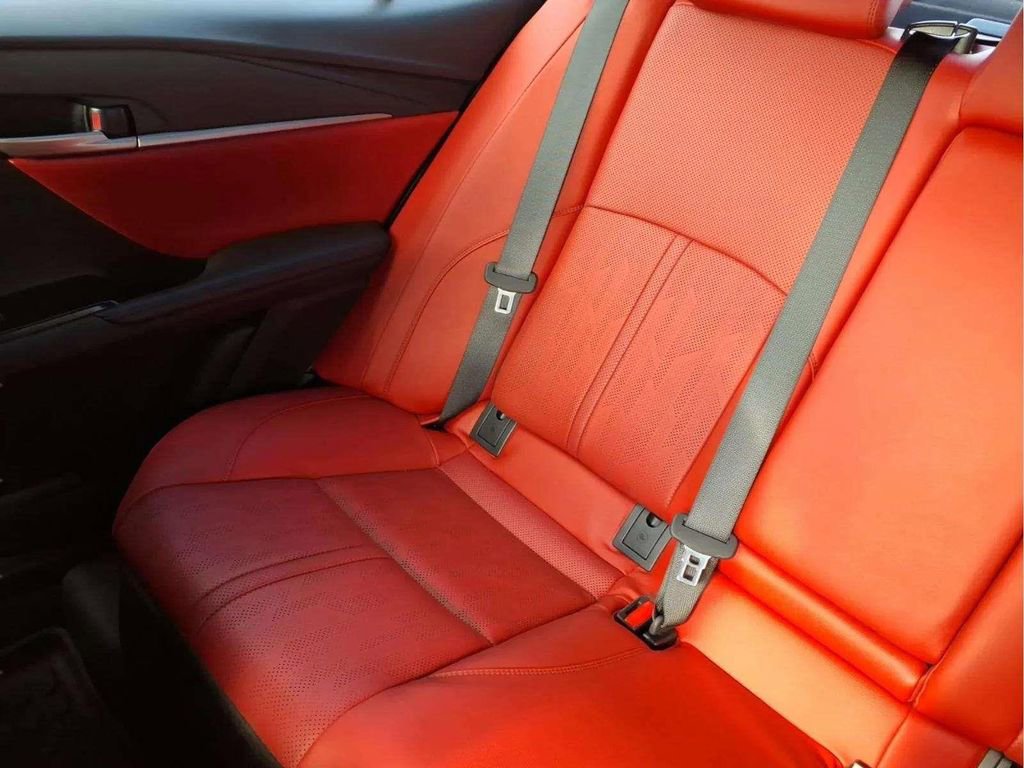 Used 2025 Toyota Camry XSE FWD image 17