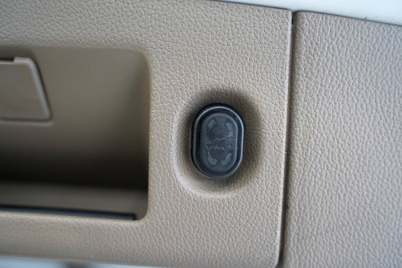 Used 2018 Chevrolet Tahoe LT RWD image 38